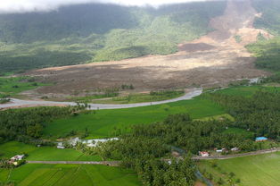 公安局长现身小西天景区，强调安全第一筑牢旅游屏障