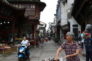 探索繁华与传统交织的旅行目的地，首尔自由行指南